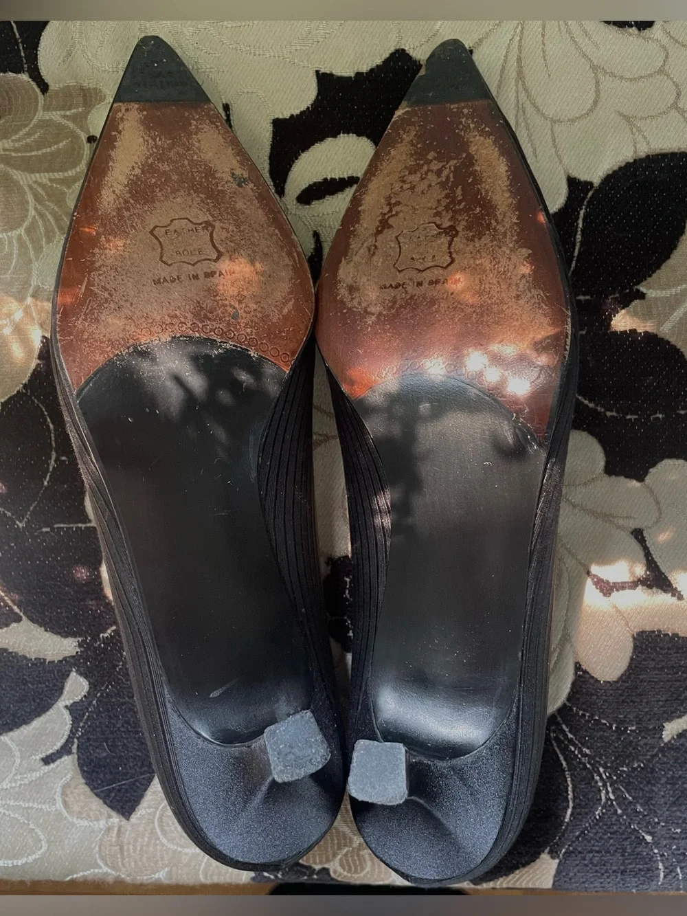 Stuart Weitzman Black Pointed Toe Embellished Kitten Heels